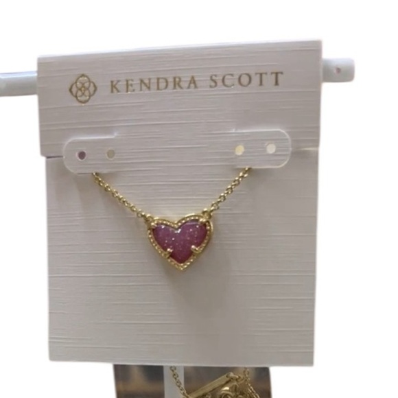 Kendra Scott Ari pink Druzy Heart Gold Pendant Necklace NEW - Picture 2 of 6